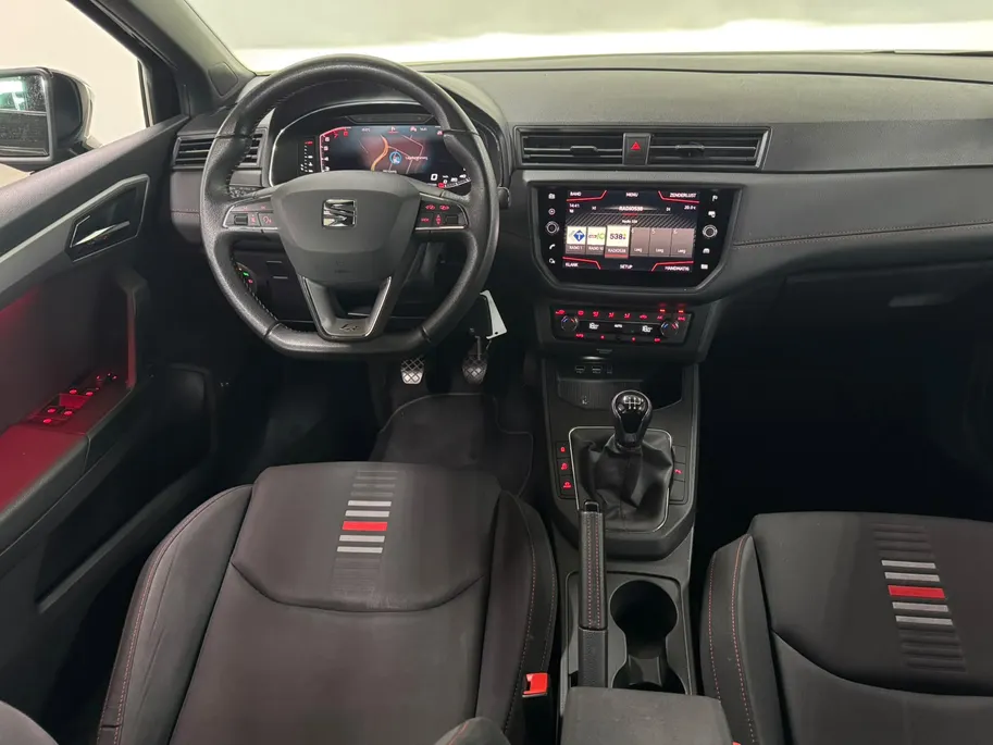 SEAT Ibiza 1.0 TSI FR Business Intense 18'' LMV / FULL LED / BEATS AUDIO / DAB+ /