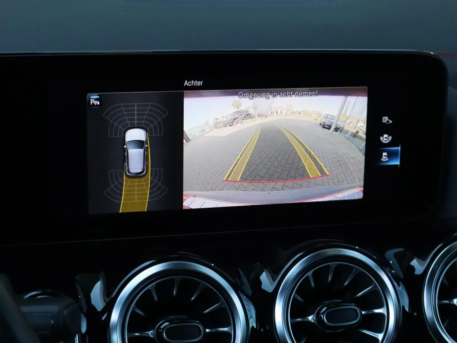 Mercedes-Benz EQA 250 AMG Line 67 kWh