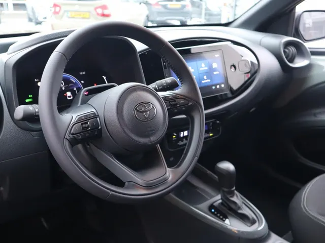 Toyota Aygo X Hybrid 115 pulse Bi-Tone