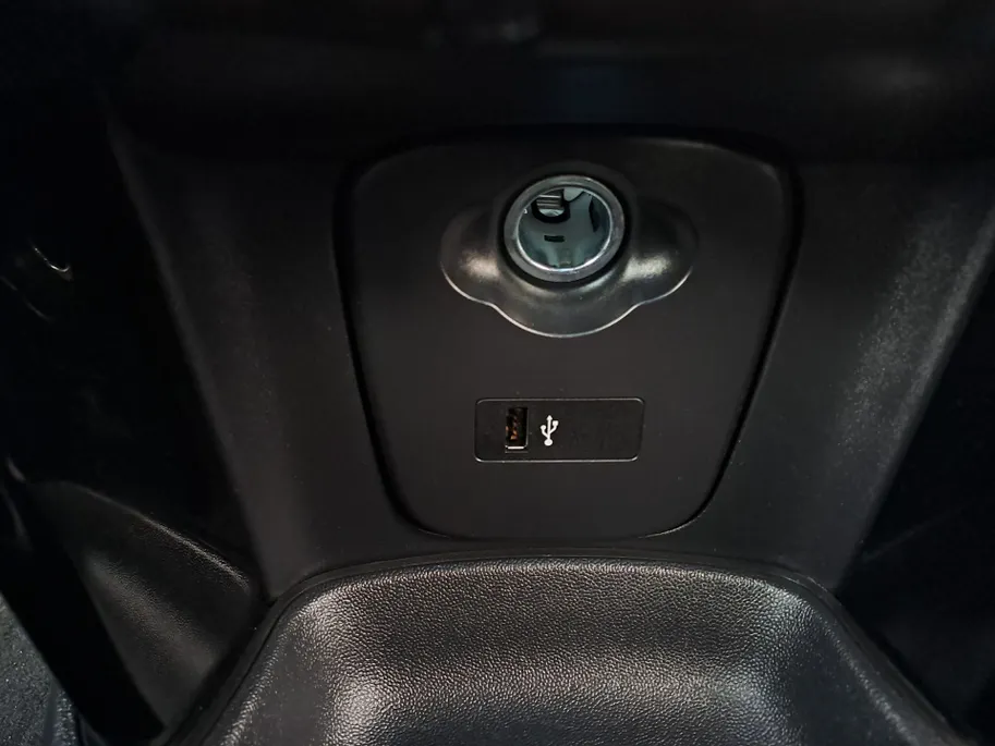 MINI 5-Deurs 1.5 Cooper Camden Edition | Navi | Sensoren | Cruise | DAB | Apple Carplay/Android Auto