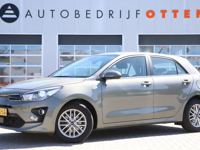 Kia Rio 1.0 T-GDi 100 PK DynamicLine | CAMERA | CRUISE | APPLE | LICHTMETAAL
