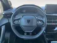 Peugeot 2008 1.2 PureTech 100 Allure | Digitale Cockpit | Apple Carplay en Android Auto | Cruise Control | Climate Control