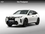 BMW iX xDrive60 112 kWh