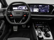Audi RS5 Avant e-hybrid quattro 639 PK · Keramisch · RS design pakket · Panorama-glasdak · Optiekpakket forged carbon