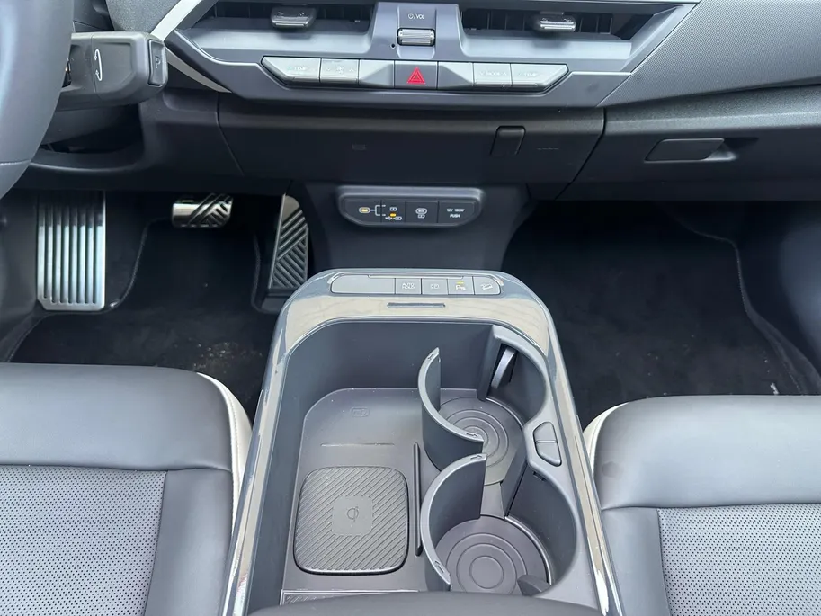 Kia EV5 GT-Line Business Edition 81.4 kWh | Panorama Schuif/kanteldak | Memory Stoelen | Stoel/Stuurverwarming | Elektrische Achterklep |