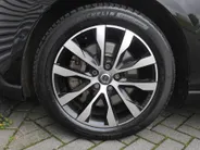 Volvo V40 Cross Country 1.5 T3 Dynamic Edition | Trekhaak | 17' LM | Panoramadak | Leer | PDC v+a | Camera | Stoel-/voorruitverwarming | HK audio |