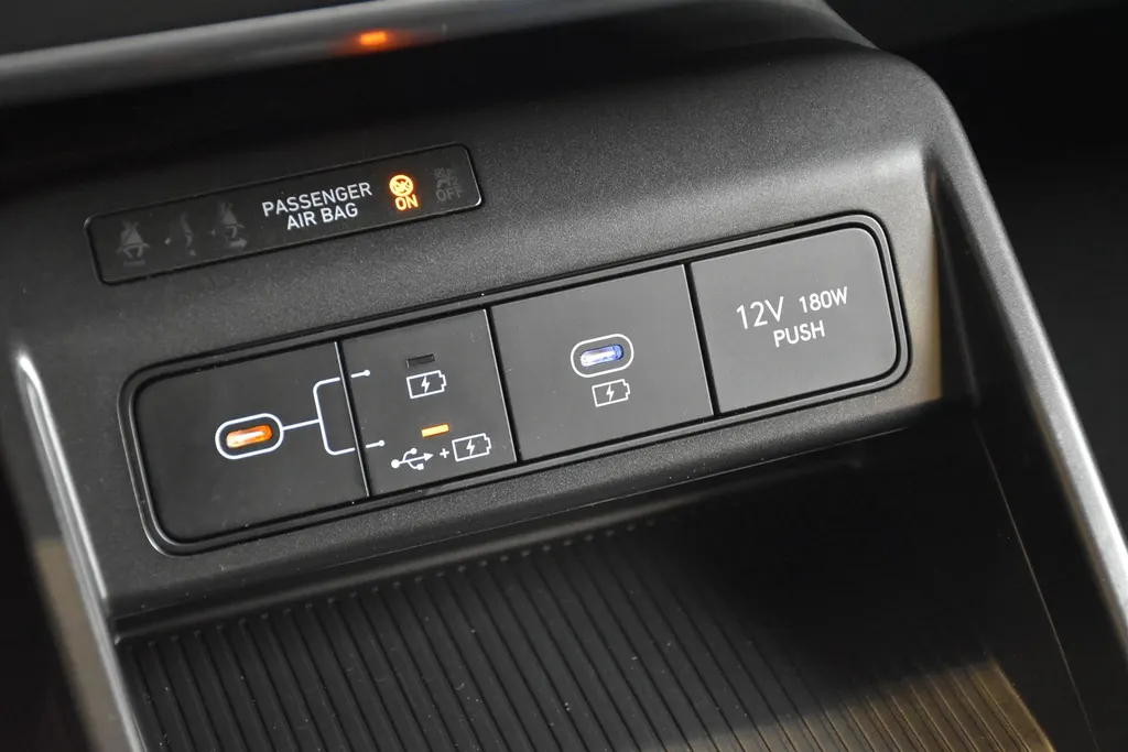 Hyundai Kona 64,8 kWh 204pk Comfort Limited I SOH 100%