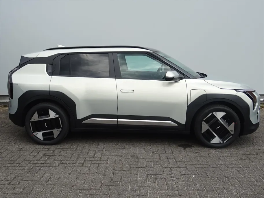 Kia EV3 58,3 kWh 204pk Plus Advanced