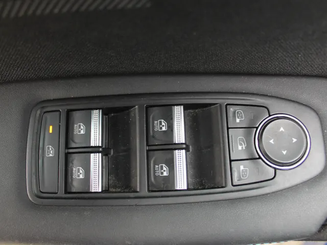Renault Captur 1.6 E-Tech full hybrid 145 PK Esprit Alpine | 360 Camera | Harmon Kardon akoestiek | best. stoel voor elektrisch bedienbaar | Pack winter |