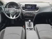 Kia Ceed Sportswagon 1.5 T-GDi DynamicLine | Navigatie | Camera | Apple Carplay / Android Auto | Parkeersensoren achter | Climate control |