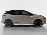 Nissan QASHQAI 1.5 e-Power N-Design | 20inch wielen |360grd camera | parkeersensoren voor en achter | Electrische stoelverstelling met geheugen | Alcantra/lederen bekleding | 205PK | Two-tone lak | Apple carplay & Android auto |
