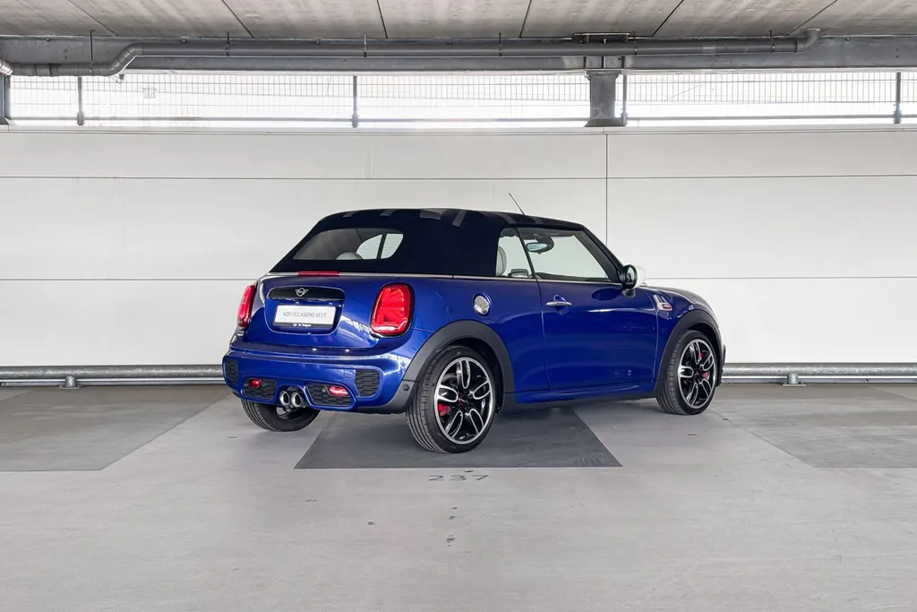 MINI Cooper Cabrio 2.0 John Cooper Works Chili