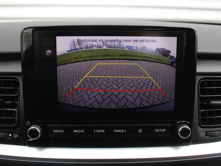 Kia Stonic 1.0 T-GDi MHEV DynamicLine | Camera | LED | Apple Carplay/Android Auto | Airco | Cruise | 15" LM |