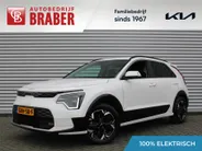 Kia Niro EV Edition Advanced 64.8 kWh | Stuur-/stoelverwarming | Elektr. stoelverstelling | Camera | Cruise adapt. | 17'LM | Clima | 17% bijtelling |
