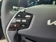 Kia Niro 1.6 GDi Hybrid DynamicPlusLine | Schuifdak | Stoel en stuurverwarming | Dodehoekdetectie | Head-up Display | Camera | verbruik 1 op 20!