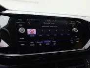 Volkswagen T-Cross 1.0TSI/110PK DSG Style R · R-line exterieur · Navigatie · Apple/Android Car Play · Stoelverwarming · Clima · Parkeersensoren ·