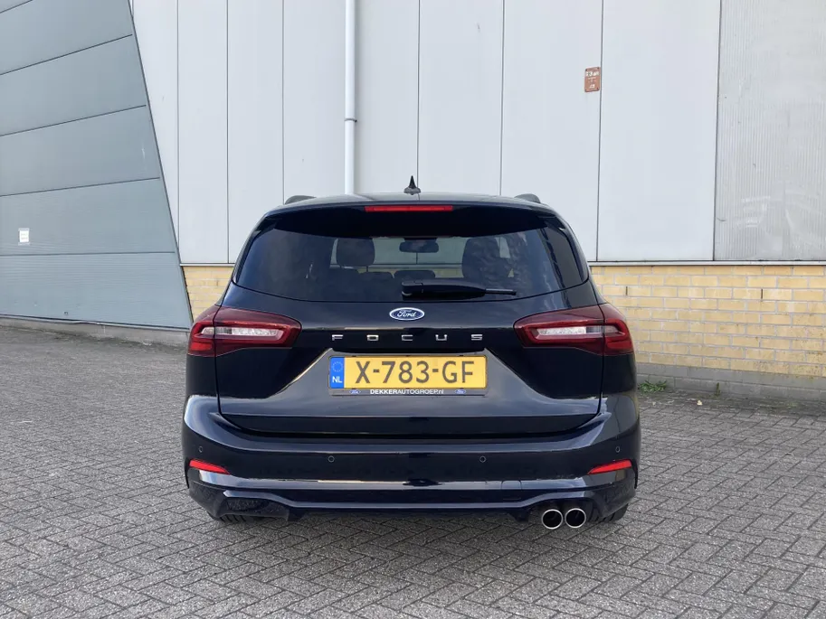 Ford Focus 1.0 EcoBoost Hybrid ST Line 125 pk Wagon GROOT NAVIGATIE-WINTERPAKKET-PRIVACY GLASS