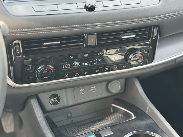 Nissan X-Trail 1.5 e-4orce N-Connecta 4WD 7p. 7 persoons