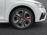 Škoda Octavia Combi 1.4 TSI 245pk DSG RS iV PHEV Business · Camera · Apple/Android Car Play · Head-Up · Dodehoek Detectie · 19'' Inch ·