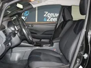 Nissan Leaf e+ N-Connecta 62 kWh | Stuur- en stoelverwarming | 385 WLTP | LM wielen | Adaptive cruise controle | 4seizoenenbanden | one pedal driving | Climate controle |