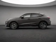 Audi Q3 Sportback 1.5 e-hybrid S edition · Mateffect Lak · Techniekpakket Plus · MMI experience pro · Panorama-glasdak