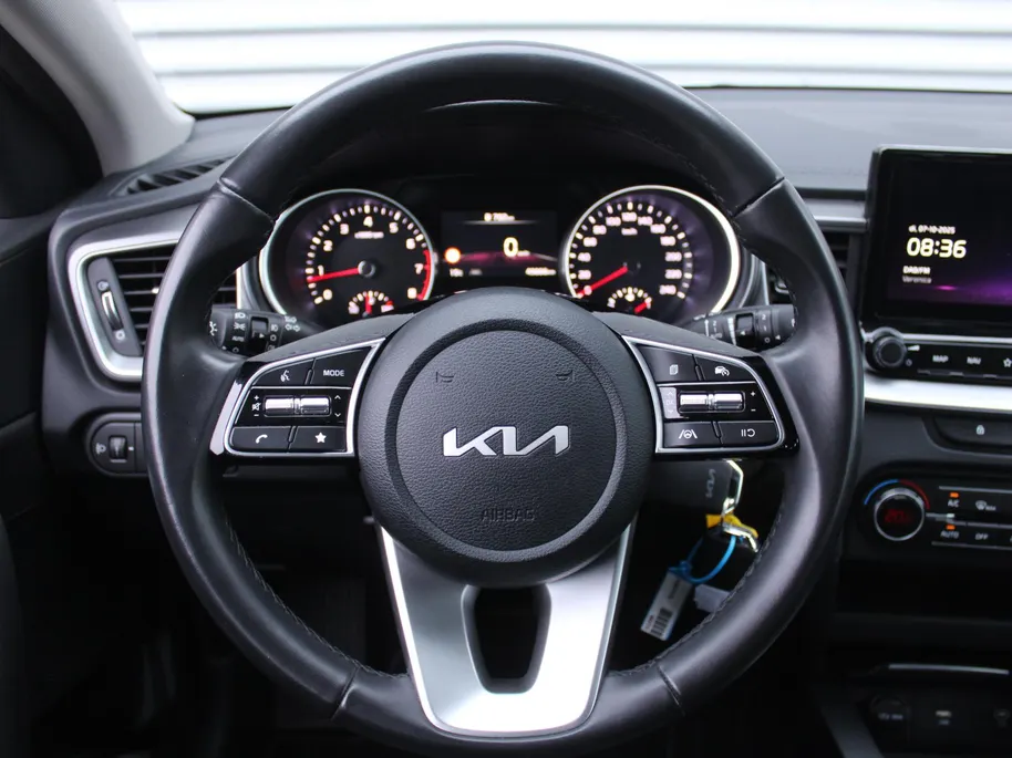 Kia Ceed Sportswagon 1.5 T-GDi DynamicLine | BTW Auto | Navi | Clima | Cruise | 16' LM | Camera | LED |