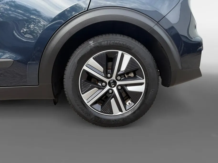 Kia Niro 1.6 GDi Hybrid DynamicLine | NAVI | CAMERA | SCHUIFDAK | TREKHAAK | CLIMATE & CRUISE CONTROLE | LAGE KM. STAND | ETC...