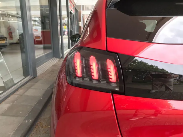 Peugeot 208 1.2 PureTech Allure Pack