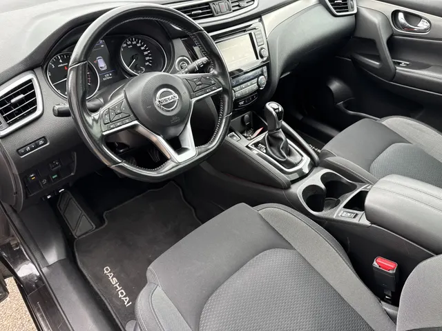 Nissan QASHQAI Automaat 1.3 DIG-T Tekna Trekhaak (max 1.500kg)