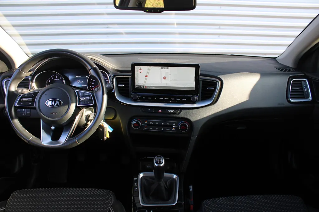 Kia XCeed 1.5 T-GDI MHEV DynamicLine | Airco | Navi | Cruise | Camera | 18' LM |