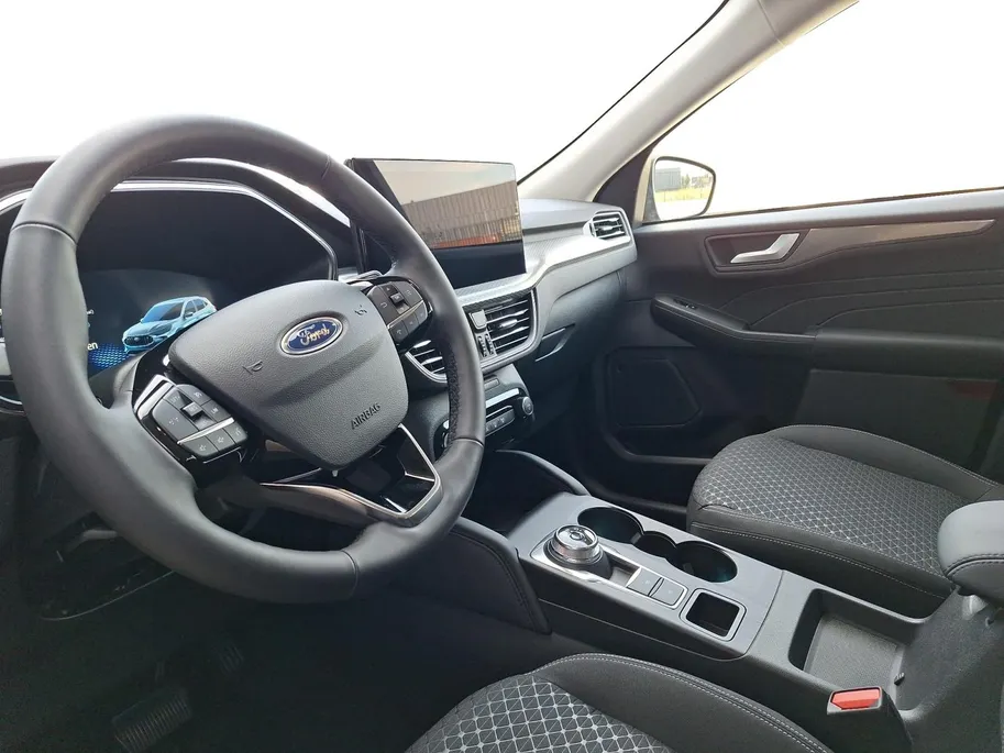Ford Kuga 2.5 PHEV Titanium | Winterpack | Climate Control | Camera | Apple Carplay&Android Auto | Parkeersensoren | Navigatie | 17' Lichtmetaal |