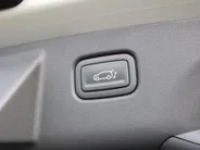 Kia EV3 Plus Advanced 81.4 kWh | Stuur/stoelverwarming | Schuifdak | Camera | Elek. stoelverstelling | 19' LM | Dodehoek detectie | Clima | LED |