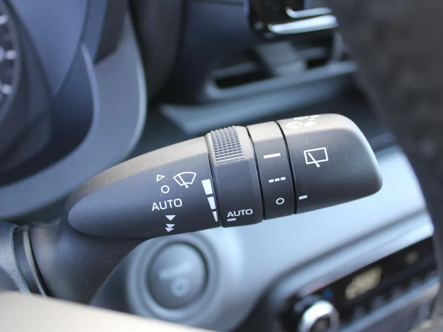 Mazda 2 Hybrid 1.5 Exclusive-line | Keyless entry | Android Auto | Apple Carplay | Dodehoek detectie | Camera |