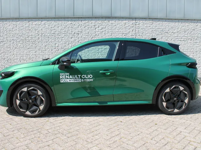 Renault Clio 1.8 Hybrid 160 techno *DEMONSTRATIEWAGEN*