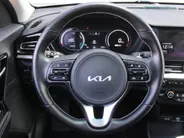 Kia e-Niro DynamicPlusLine 64 kWh | Schuif-/kantel dak | Cruise adapt.| Navi | 17' LM | Stuur-/stoelverwarming | Camera | Clima |