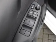 Mazda 2 Hybrid 1.5 Agile | Comfort Pakket | Airco | Apple carplay / Android auto | 15' LM |