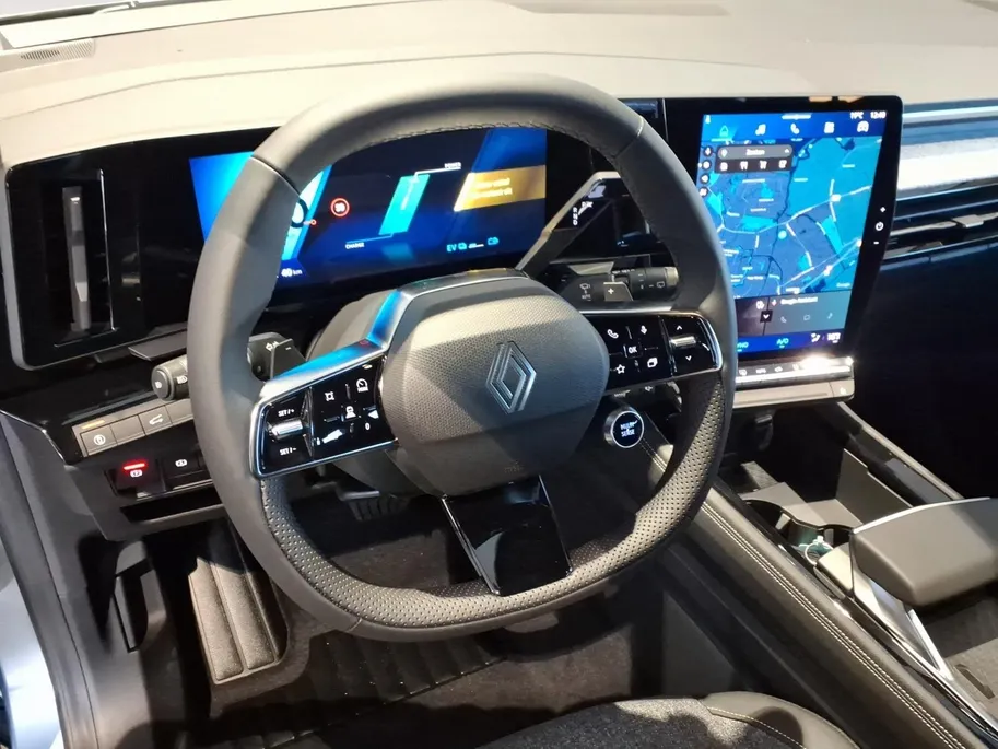 Renault Espace E-Tech full hybrid 200 techno 5p. | Direct Leverbaar | €3500,- korting| Gratis 5 jaar garantie tot 100.000km  op = op | Navigatie | LMV | Camera | ACC | Carplay |