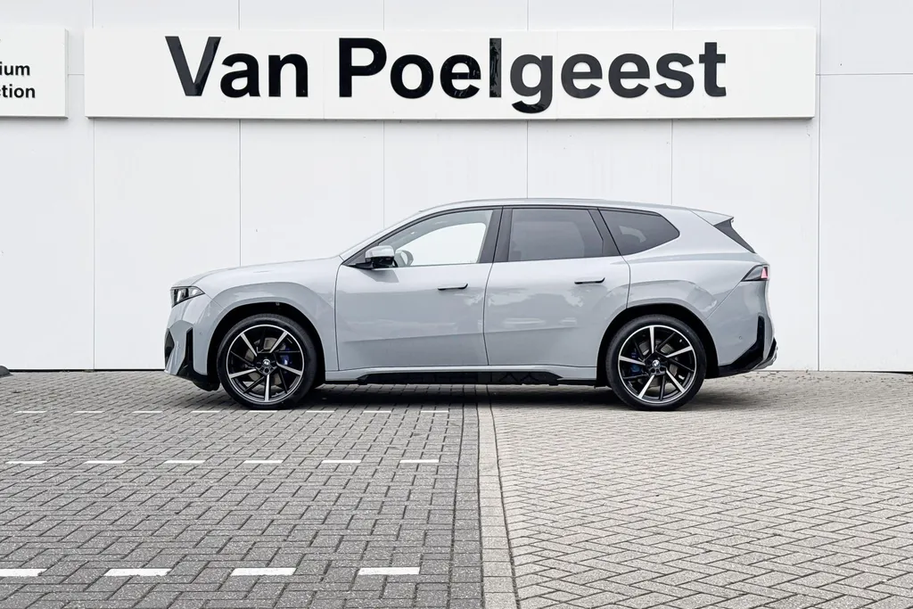 BMW iX3 50 xDrive
