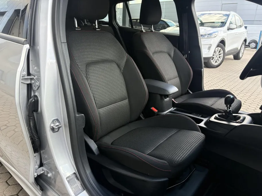 Ford Focus Wagon 1.0 EcoBoost Hybrid ST Line | Adaptive Cruise | Winter Pack | Groot scherm