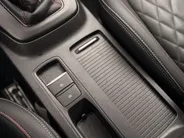 Ford Focus Wagon 1.0 EcoBoost ST Line 125 PK WINTER PACK I LEDEREN BEKLEDING I APPLE CARPLAY / ANDROID AUTO I ' 18 ' VELGEN I