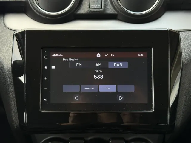 Suzuki Swift 1.2 Style Smart Hybrid