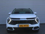 Kia Sportage 1.6 T-GDi Hybrid DynamicPlusLine | Stuur-/stoelverwarming | Elek. stoelverstelling + achterklep | Schuifdak | 18' LM | Matrix LED | Cruise adapt. | Camera |
