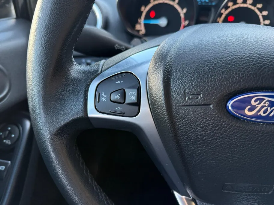 Ford Fiesta 1.0 Style Ultimate | NL Auto | Volledige Historie | Parkeersensoren | Navigatiesysteem | LMV |