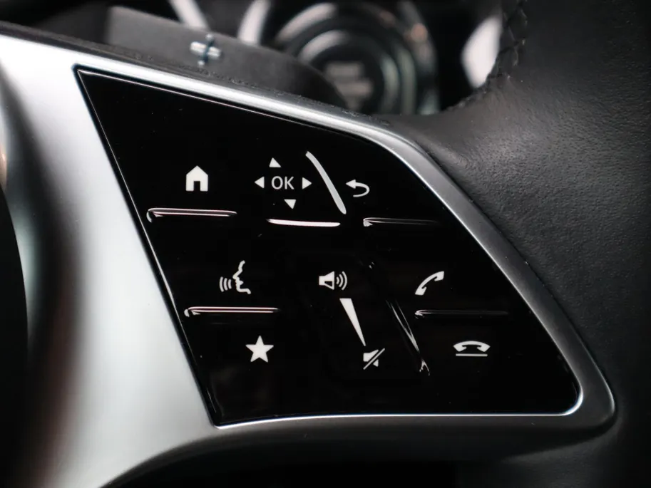 Mercedes-Benz A-Klasse 250 e Star Edition Luxury Line l Trekhaak l Keyless l Stoelverwarming