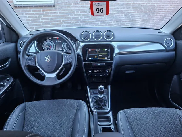 Suzuki Vitara 1.4 Boosterjet Style Smart Hybrid NL-auto | rijklaarprijs!!