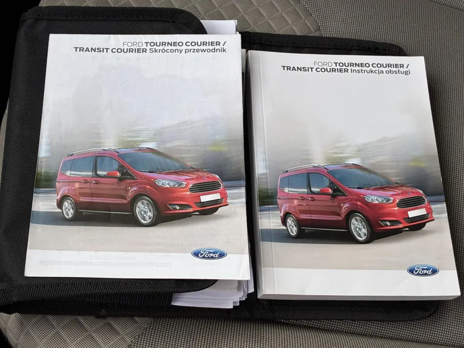 Ford Tourneo Courier 1.0 Titanium