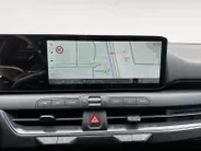 Kia K4 1.0 T-GDi MHEV GT-Line Launch Edition (pano) | Stoel/stuurverwarming | wireless carplay & Android Auto | Fabrieksgarantie t/m 6-2036 + 3x 1 jaar* | Metallic lak |