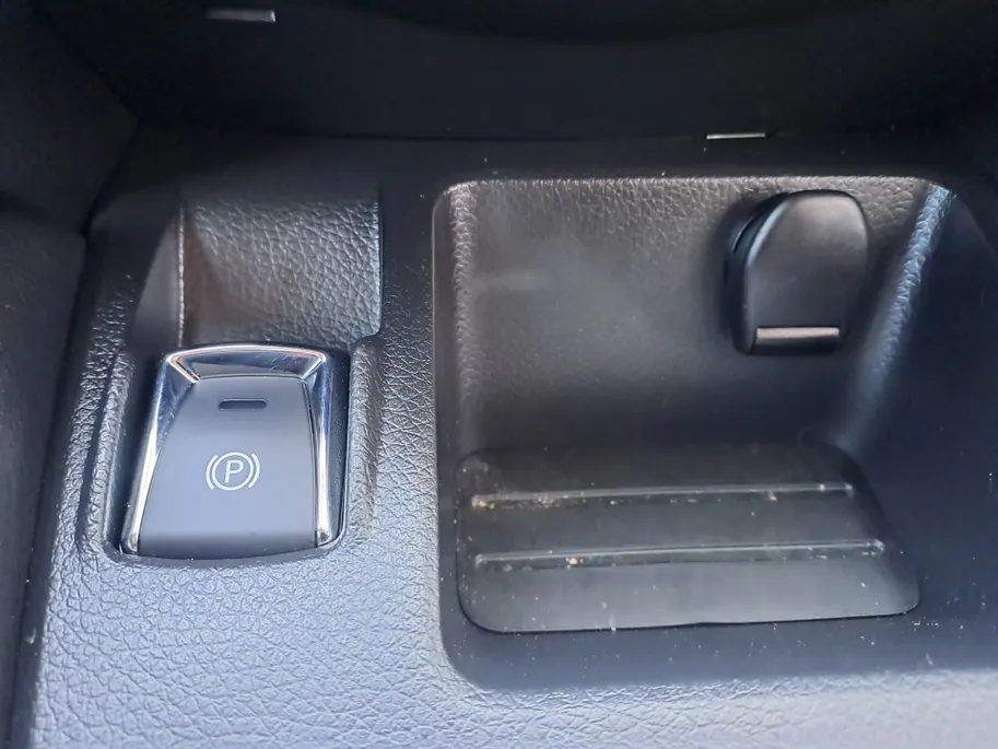 Nissan QASHQAI 1.2 Visia | Trekhaak | Airco | Cruise Control | Bluetooth