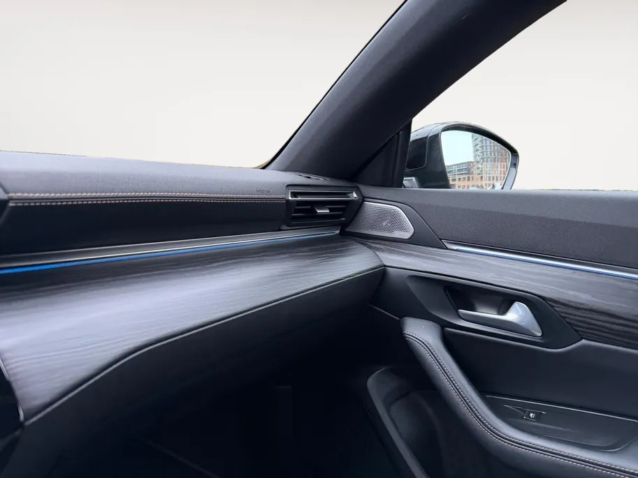 Peugeot 508 SW 1.6 PureTech GT | Stoelverwarming | Massage | 360 Camera | Nav | Geheugen functie | Telefoon |