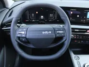 Kia Niro 1.6 GDi Hybrid DynamicPlusLine | Stuur-/stoelverwarming | Schuifdak | Elek. stoelverstelling + achterklep | Dodehoekdetectie | Camera | Telefoonlader | HK audio | LED |
